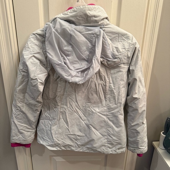 Columbia women’s ruby river interchange 3 in 1 Jacket. Size medium - Picture 5 of 6
